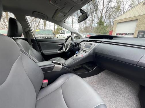 2013 Toyota Prius 5