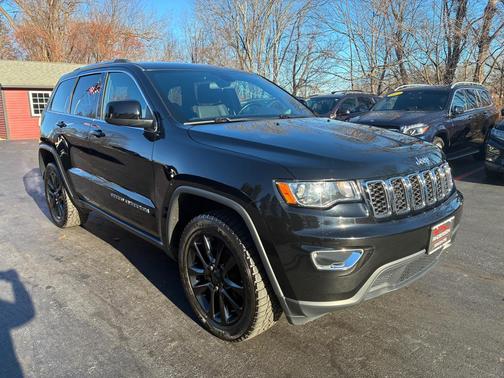 2020 Jeep Grand Cherokee Laredo