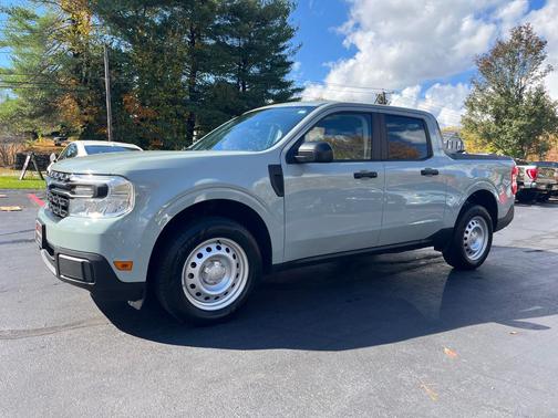 2023 Ford Maverick XL