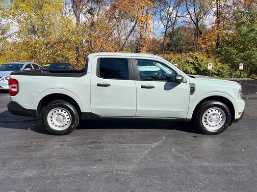 2023 Ford Maverick XL