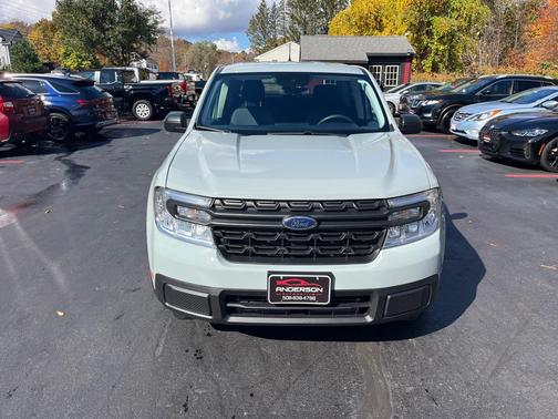 2023 Ford Maverick XL