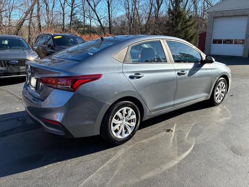 2018 Hyundai Accent SE
