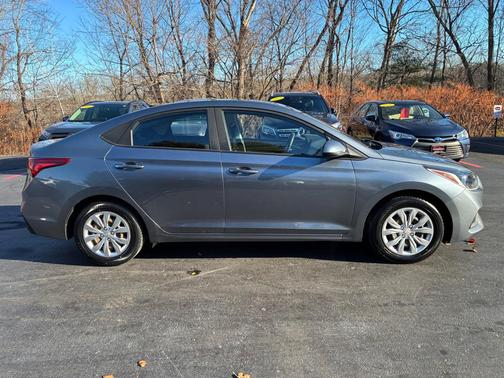 2018 Hyundai Accent SE