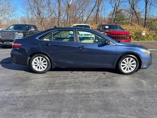 2015 Toyota Camry Hybrid XLE