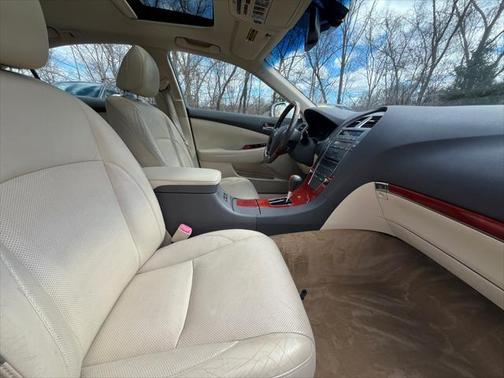 2011 Lexus ES 350 Base