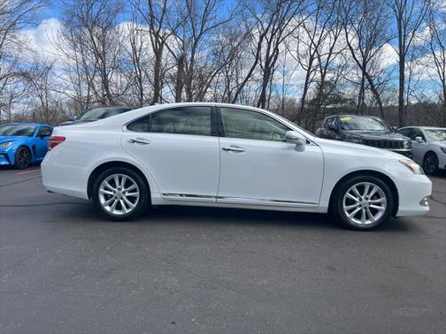 2011 Lexus ES 350 Base