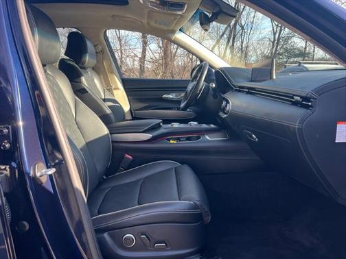 2024 Genesis GV70 ADVANCED