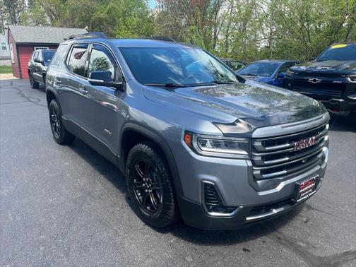 2022 GMC Acadia AT4