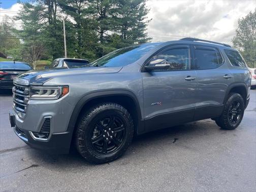 2022 GMC Acadia AT4