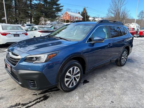 2022 Subaru Outback Premium