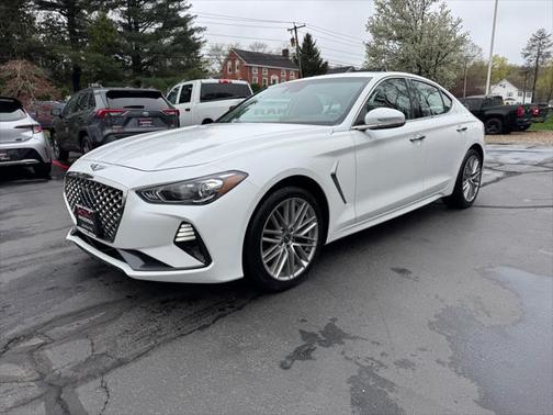 2020 Genesis G70 standard