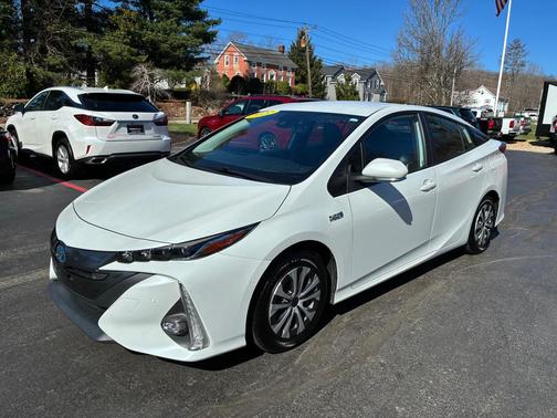 2022 Toyota Prius Prime Limited
