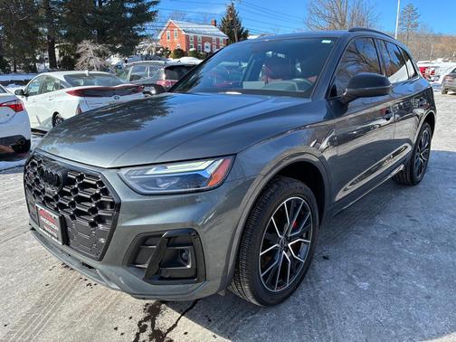 2023 Audi SQ5 3.0T Premium Plus