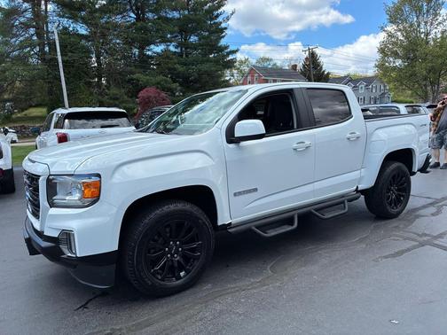 Summit White 2022 GMC Canyon Elevation