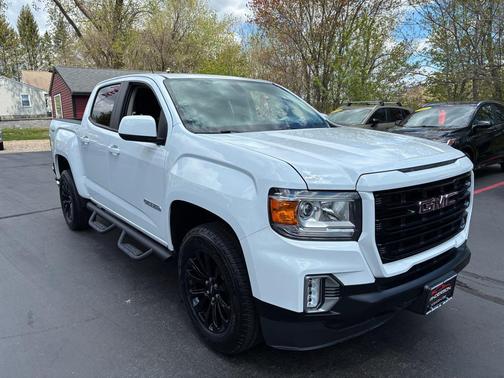 Summit White 2022 GMC Canyon Elevation
