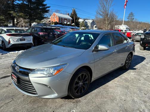 2016 Toyota Camry XLE