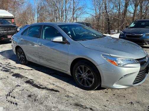 2016 Toyota Camry XLE