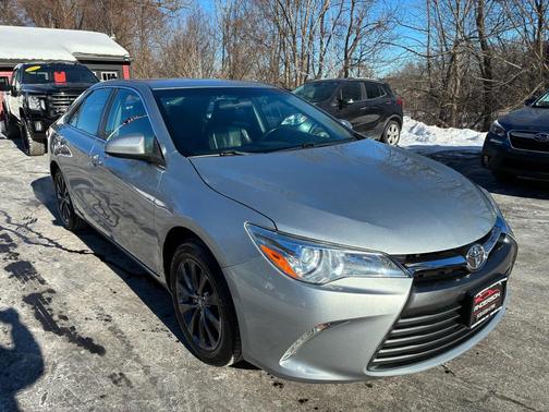 2016 Toyota Camry XLE