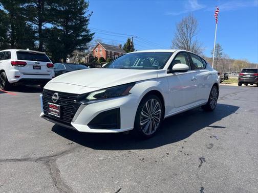 2024 Nissan Altima SL