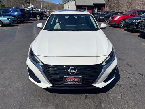 2024 Nissan Altima SL