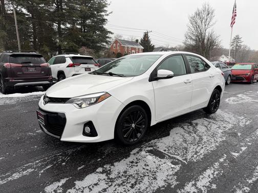 2016 Toyota Corolla S Plus