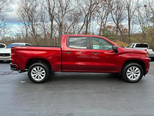 2022 Chevrolet Silverado 1500 Custom