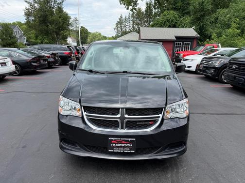 BLACK 2019 Dodge Grand Caravan SE