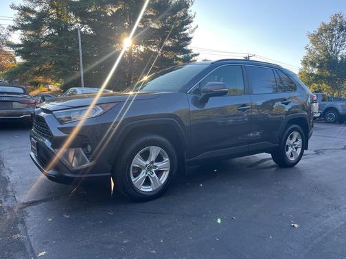 2019 Toyota RAV4 XLE