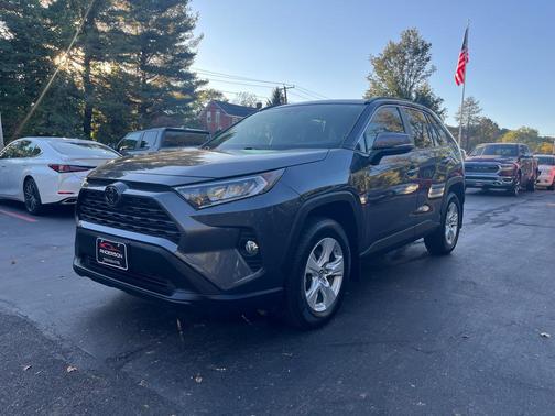2019 Toyota RAV4 XLE