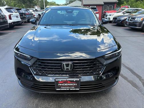 Crystal Black Pearl 2024 Honda Accord Hybrid Sport