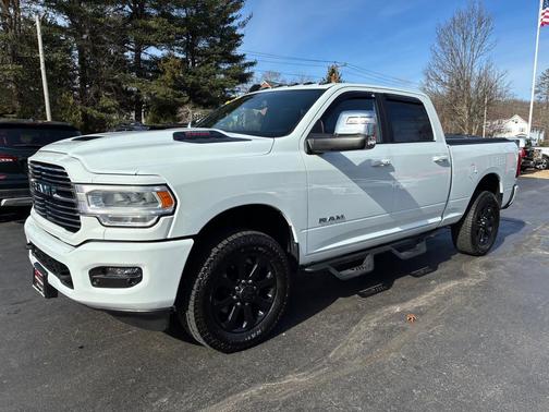 2024 RAM 2500 Laramie Crew Cab 4x4 6'4' Box