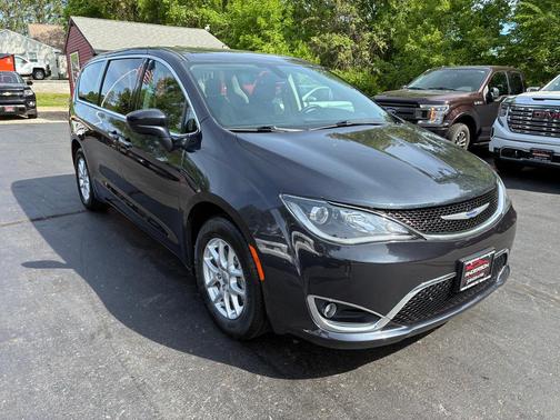 GRAY 2020 Chrysler Pacifica Touring