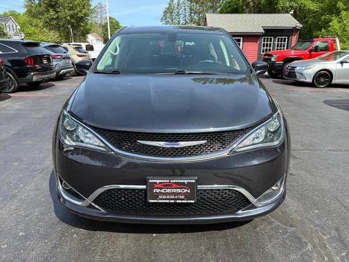 GRAY 2020 Chrysler Pacifica Touring