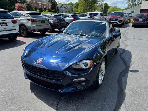 2020 FIAT 124 Spider Base