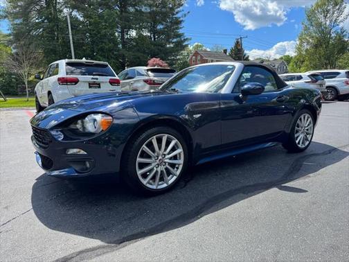 2020 FIAT 124 Spider Base