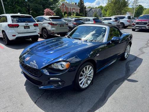 2020 FIAT 124 Spider Base