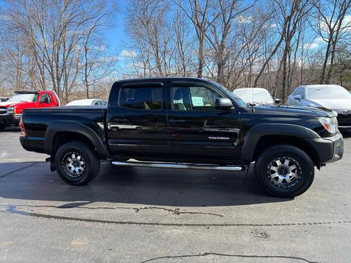 Black 2013 Toyota Tacoma Base