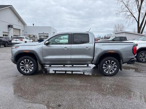 2024 GMC Canyon Denali