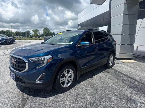 Blue Emerald Metallic 2020 GMC Terrain SLE
