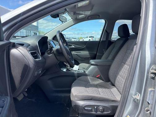 Sterling Gray Metallic 2024 Chevrolet Equinox 1LT