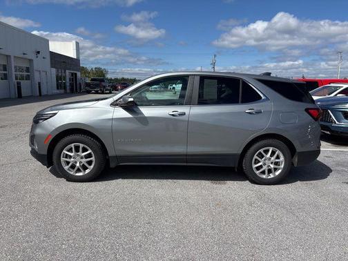 Sterling Gray Metallic 2024 Chevrolet Equinox 1LT