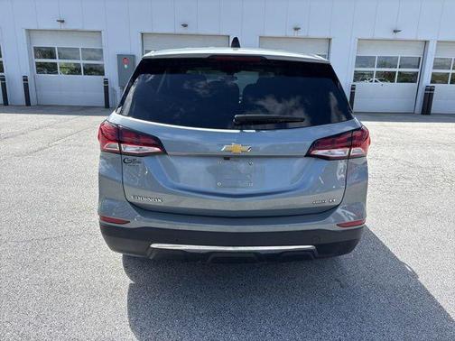 Sterling Gray Metallic 2024 Chevrolet Equinox 1LT