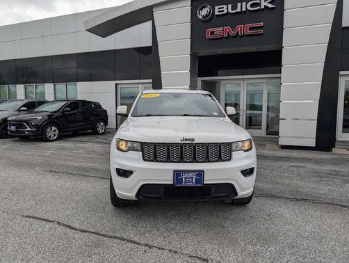2020 Jeep Grand Cherokee Altitude