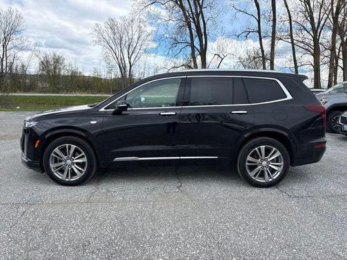 Stellar Black Metallic 2023 Cadillac XT6 Premium Luxury AWD