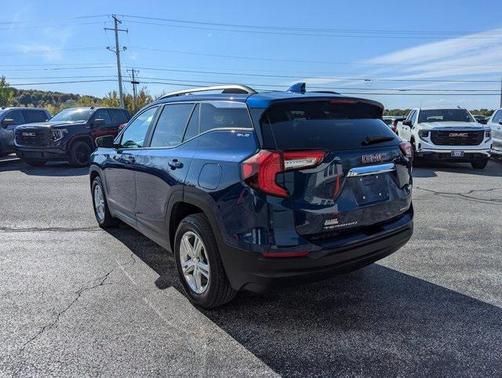 Marine Metallic 2022 GMC Terrain SLE