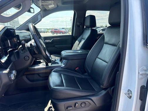 Summit White 2022 GMC Sierra 1500 SLT