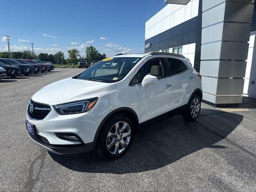 Summit White 2019 Buick Encore Essence