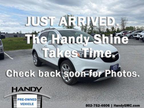 Summit White 2019 Buick Encore Essence