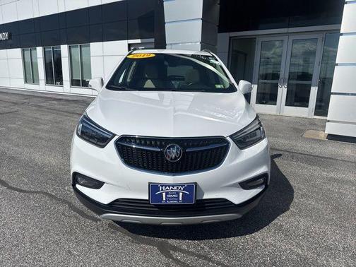 Summit White 2019 Buick Encore Essence