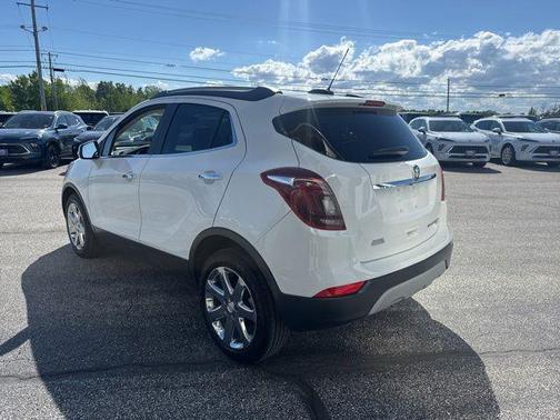 Summit White 2019 Buick Encore Essence